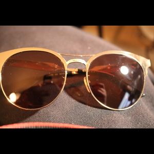 Gucci glasses like new